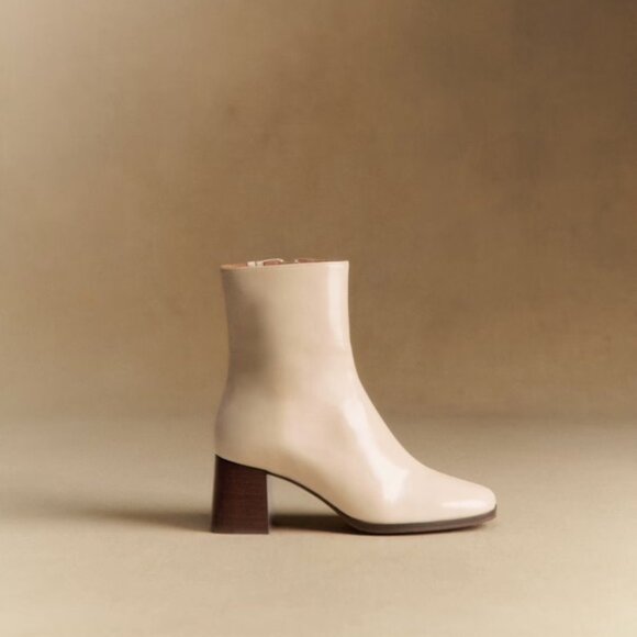 Sezane White Lacquer Axelle Ankle Boots - Size 10 - Picture 2 of 4